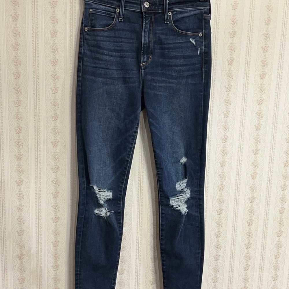 Stylish Distressed Blue Jeans